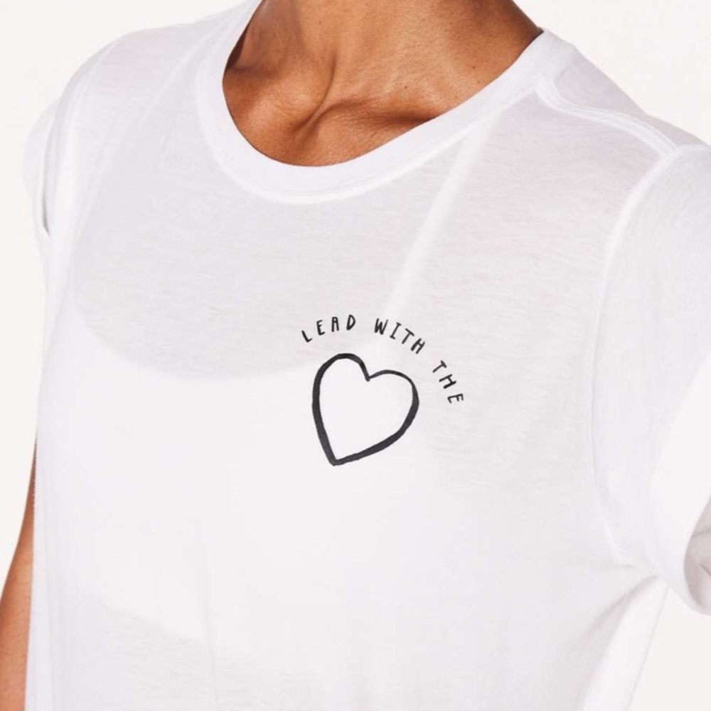 Lululemon Roll Around Tee Lead with Your Heart
